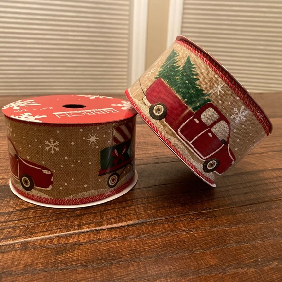 Christmas Farmhouse Red Truck With Christmas Tree Bows & Christmas Ribbon Set - Picture 10 of 16